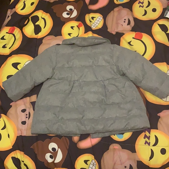 Baby Girls down gap coat in excellent condition - Picture 3 of 6